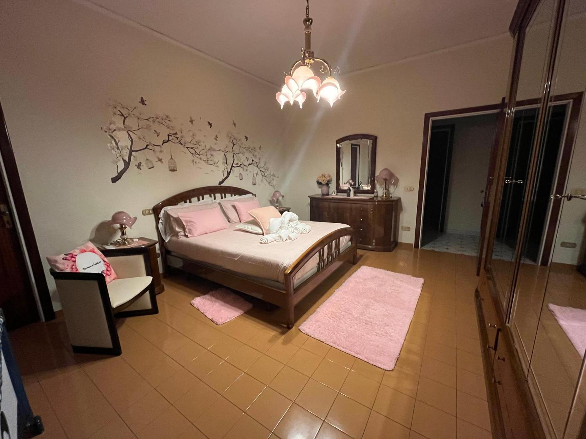 Апартаменты The House Of Peppe&Luisa Сорренто Экстерьер фото